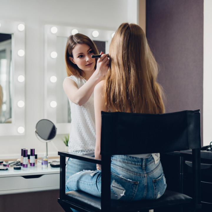 Makeup Blog Professional Makeup Artist studio needs for the certified makeup artist