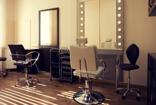 professional makeup artist studio for the certified MUA