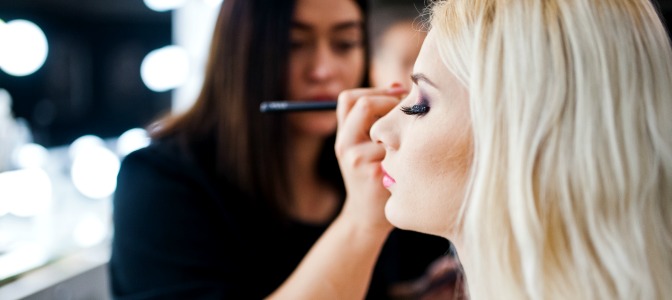 Becoming a makeup artist with professional makeup training