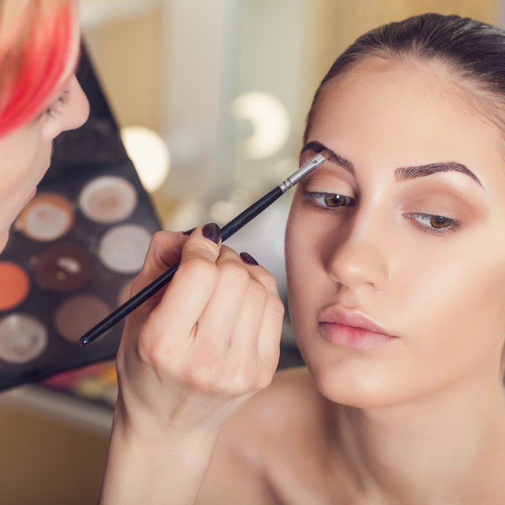 become a makeup artist