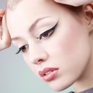 Winged eyeliner