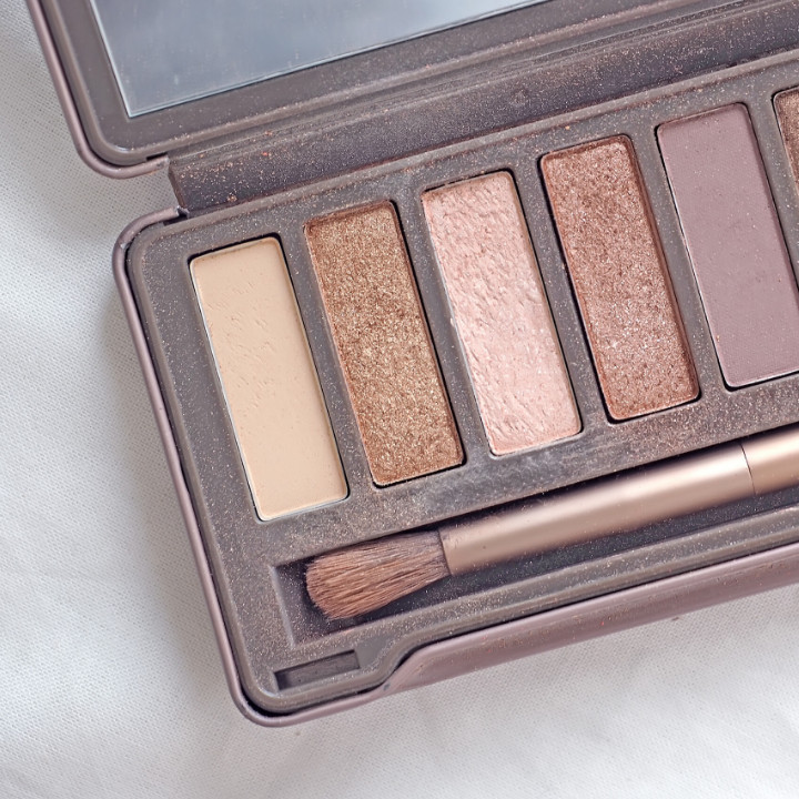 urban decay naked palettes - makeup artist kit essential