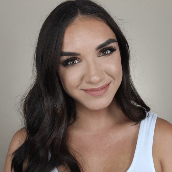 Devyn gregorio video gives advice on finding freelance makeup artist jobs