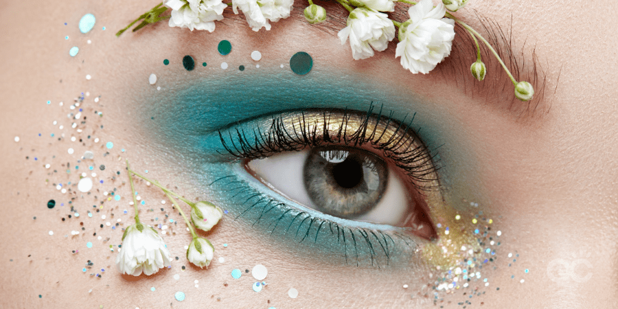 Blue eye makeup with flowers - makeup artist practice article