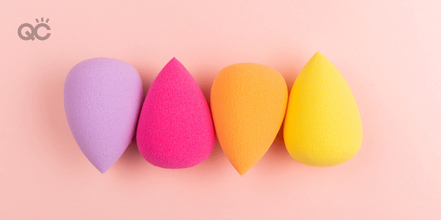 beauty blender sponges in different colors